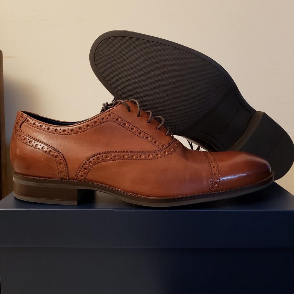 New Cole Haan Oxford dress brown shoes